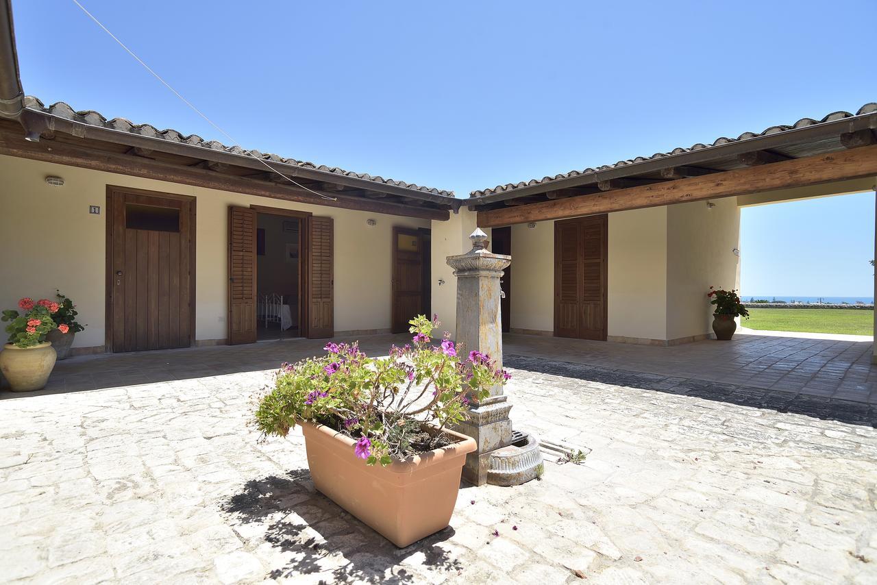 Villa Giannina Ispica Exteriör bild